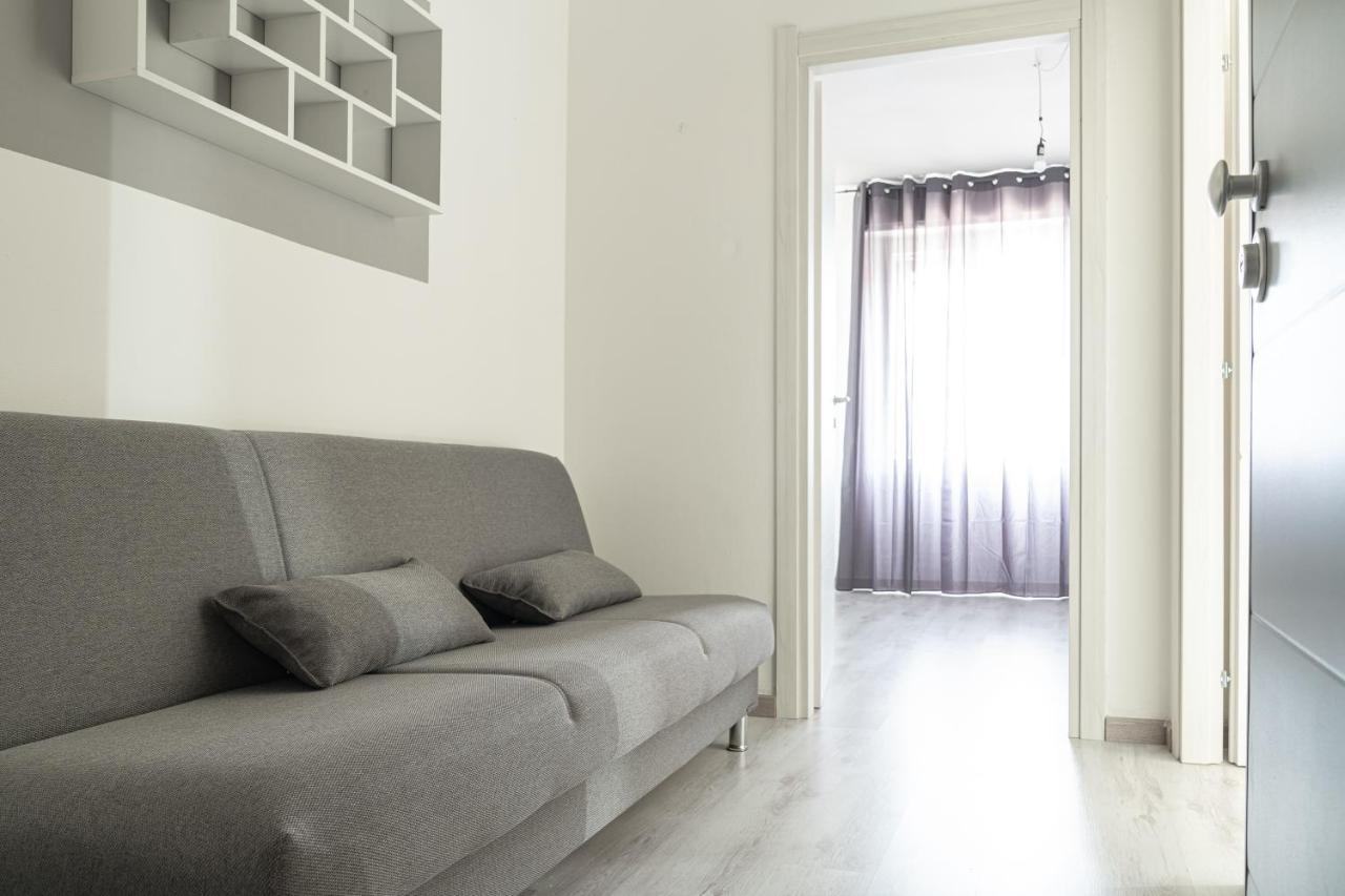 Almi - Guest Apartment Porto Torres Buitenkant foto
