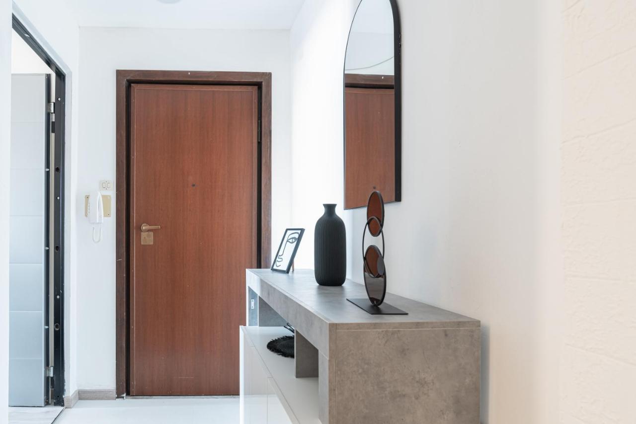 Almi - Guest Apartment Porto Torres Buitenkant foto