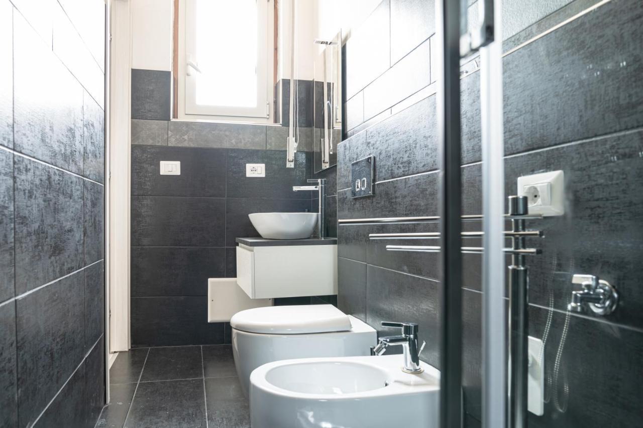 Almi - Guest Apartment Porto Torres Buitenkant foto