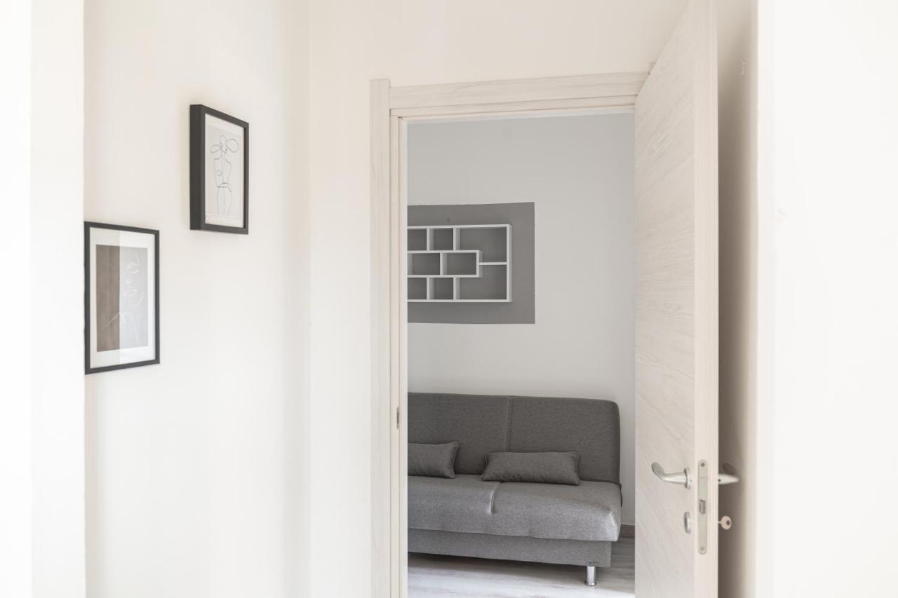 Almi - Guest Apartment Porto Torres Buitenkant foto