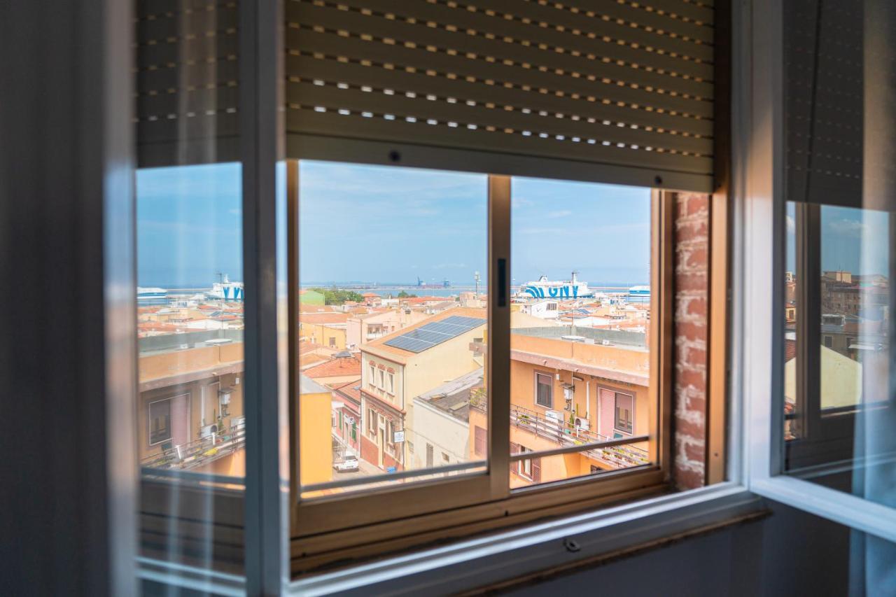 Almi - Guest Apartment Porto Torres Buitenkant foto