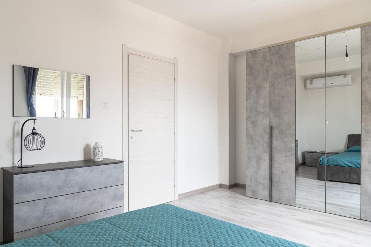 Almi - Guest Apartment Porto Torres Buitenkant foto