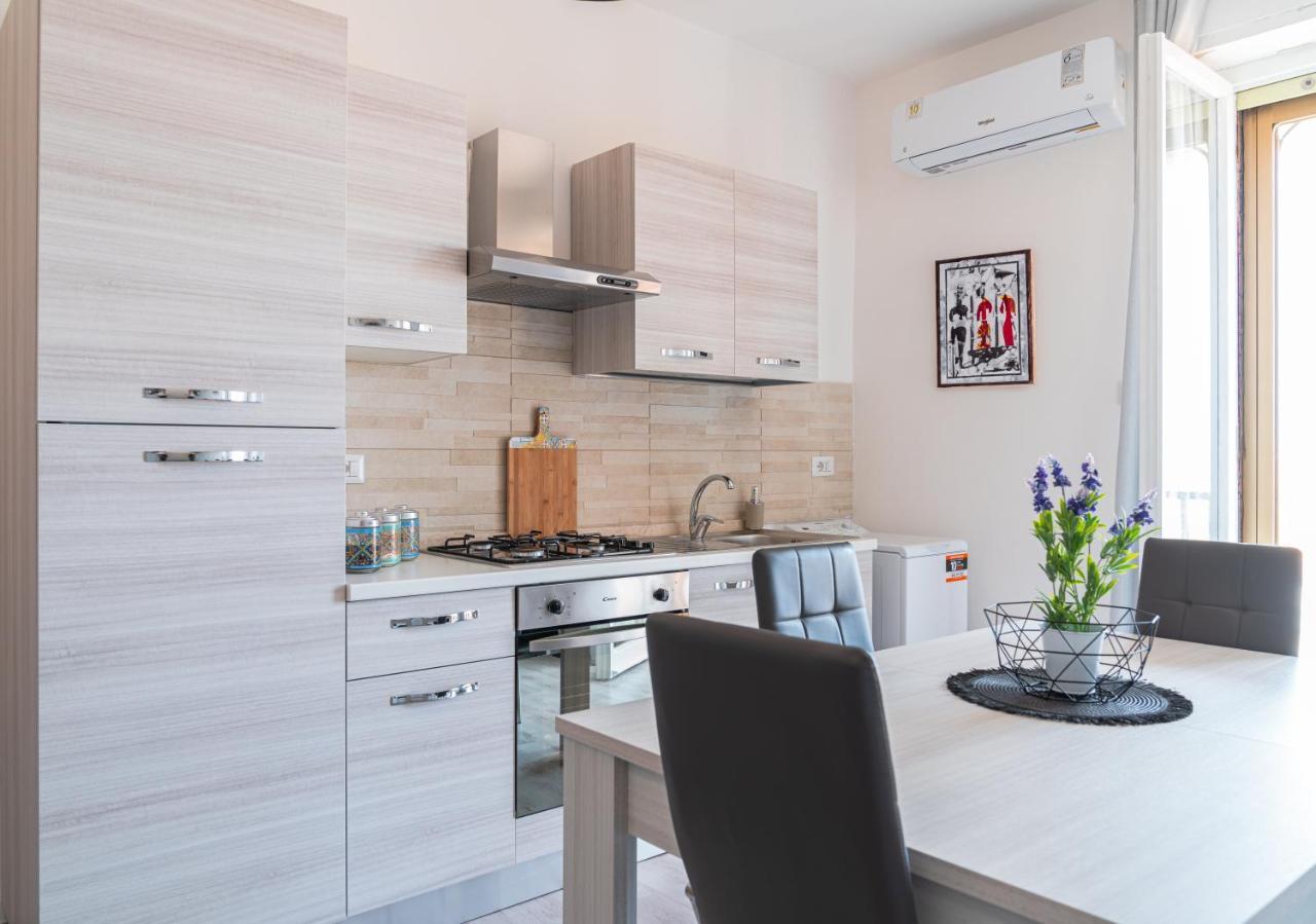 Almi - Guest Apartment Porto Torres Buitenkant foto